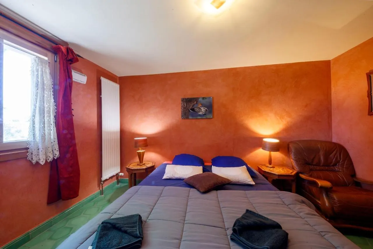 Eco-Hotel Et Yourtes Du Mercantour Guillaumes